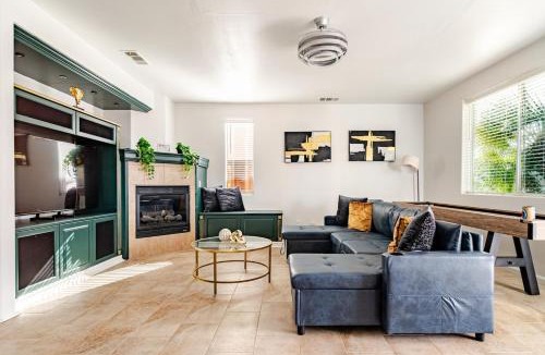 Coachella Villa | Villa Next to Coachella Music Festival