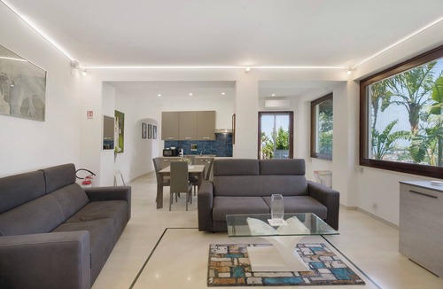 Lacco Ameno Villa | Villa 'Panorama Isola Di Ischia' with Sea View, Wi-Fi and Air Conditioning