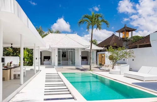 Ubud Villa | Villa Piano - 3BR Luxury Villa Sauna, Ice Bath, Spa, Cinema, BBQ