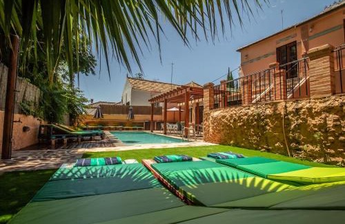 Malaga-Este Villa | Villa Regionalista principios Siglo XX 1919 -Pedregalejo-Baños del Carmen-A UNOS METROS DEL MAR! PISCINA CLIMATIZADA BAJO PETICION