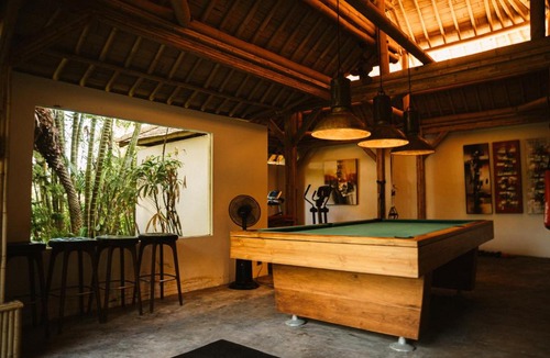 Banjarangkan Villa | Villa Rosita Oceanfront Villa with Private Chef in Bali