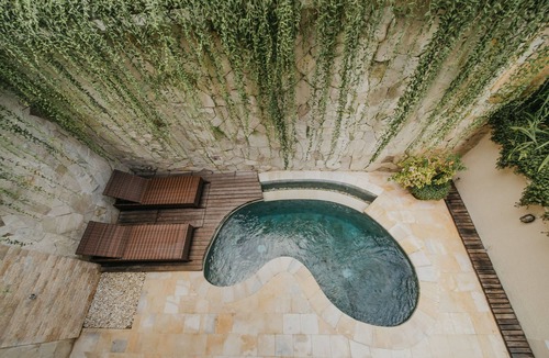 Petulu Villa | Villa Santana ★ Deluxe Villa with huge living area and fast wifi