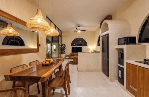 Batu Bolong Villa | Villa Sen5 3BDR - 3 Min Echo Beach