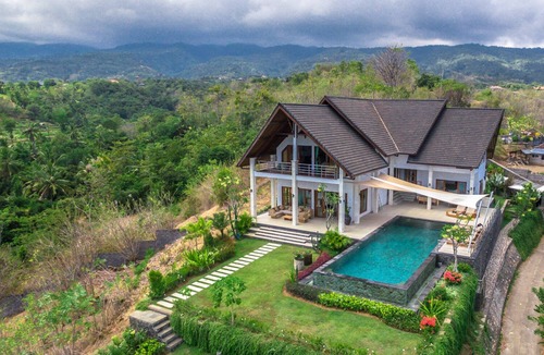 Kayu Putih Villa | Villa Sentosa , Panoramic Sea View Villa