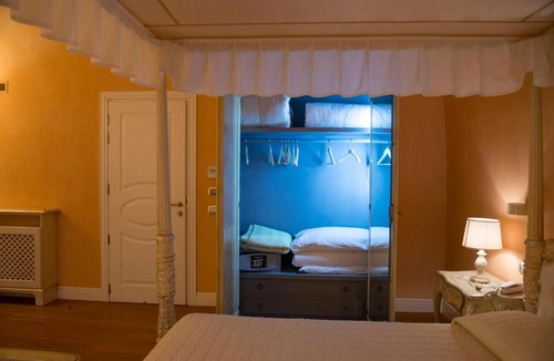 Boscoreale House | Villa Silvana