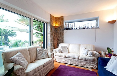 Schiazzano Villa | Villa The Stone on the Sea