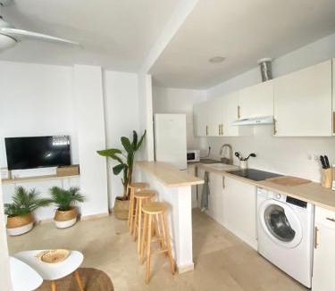 Chipiona Apartment | Villa Tropical a 2 minutos del Faro de Chipiona