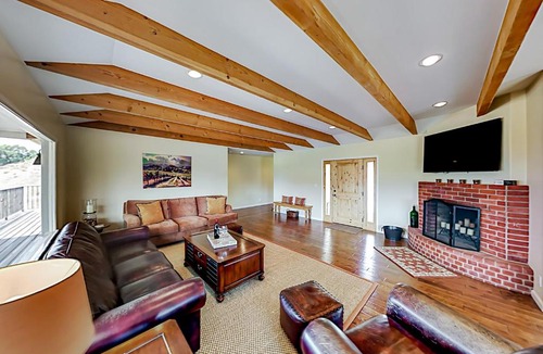 Santa Ynez Valley House | Vineyard Vista Ranch Retreat