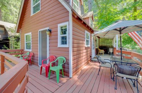 Arrowhead Villas House | Vintage 'Snow White' Cottage ~ 2 Miles to Village!