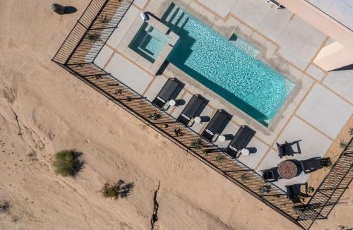 Panorama Heights House | Vista B at Panorama Villas by Fieldtrip - Luxury 2br w Pool and Views