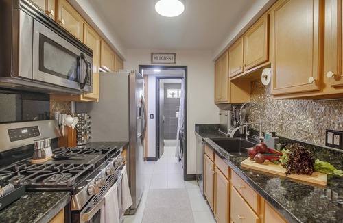 Hillcrest Condo | Walkable Hillcrest Gem - Cafés, Bars & Balboa Park - Landing Pad in San Diego