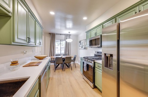 Loma Linda Apartment | Walkable Home Base Near LLUMC & Campus!