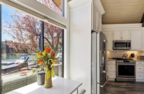 Tahoe Keys House | Waterfront Tahoe Keys Retreat | Private Dock | Monthly Rental