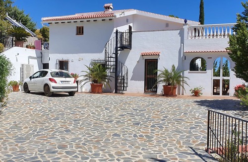 Salares House | Well-maintained, independent finca in the foothills of Andalusia, just for you