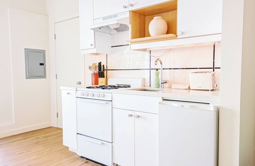 Melrose Villa | WestHollywood Villa 12PAX Jacuzzi&Garden Oasis