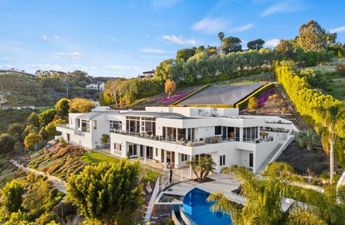 Central Malibu Villa | Winding Way - Modern Malibu Masterpiece With Unobstructed Ocean Views