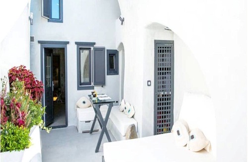 Vourvoulos Villa | Wonderful Santorini Villa | 1 Bedroom | Dream Villa Ena | Stunning Sea Views