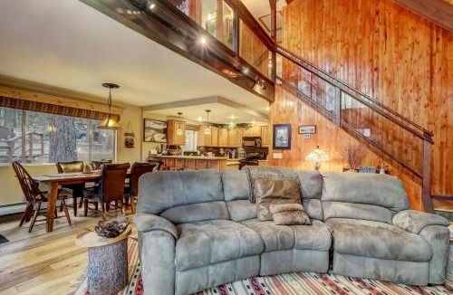 Tahoe Paradise House | Woodland Escape - Cute Little Cabin in the Woods