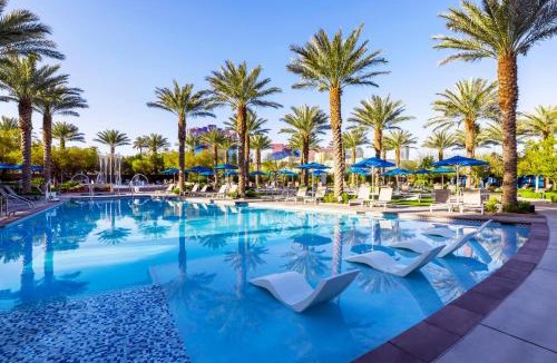 Las Vegas House | Wyndham Desert Blue 3BR Villa with Resort Access