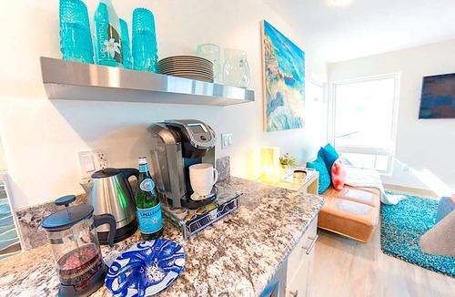 Mission Beach House | Your Beach vacation is a one click away!