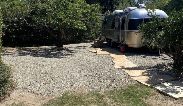 1-bedroom mobile home just 7 minutes to Santa Barbara Zoo
