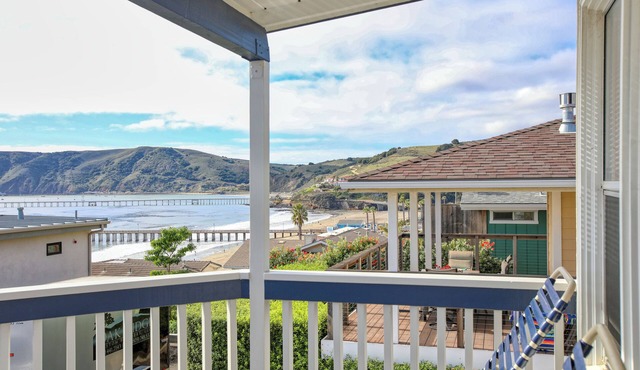 141 A 1st Street: 3 BR, 2 BA House in Avila Beach, Sleeps 6