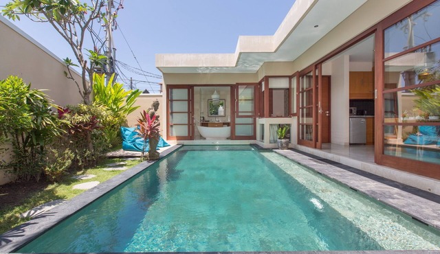 1BR Villa, DAILY HOUSE KEEPING! - W/Swimming Pool!