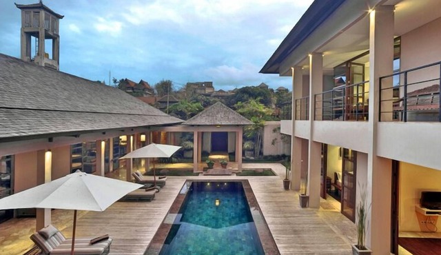 2 Bedrooms, stay at 4 Bedroom Jimbaran Luxury Villa, Exclusive Use!