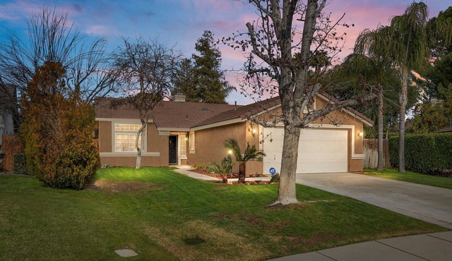 3 Bed 2 Bath, Office Space, Community Pool - Available Now