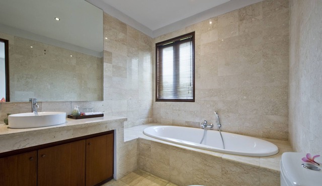 3 Bedroom Sawah Town House B1 Ocean View