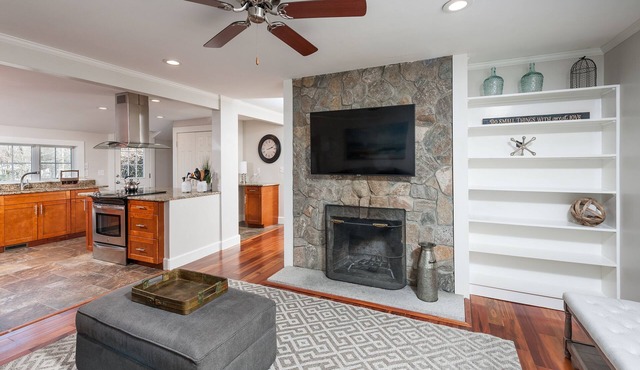 3 Bedrooms, 2 Baths Ranch Style Living on Spacious Intown Andover Location in Andover