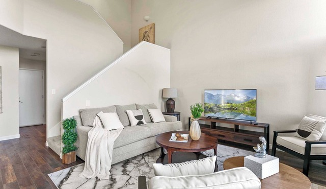 3B Home｜Garage｜Pet friendly｜Fully Funished｜EV Charger｜Smart lock #42009