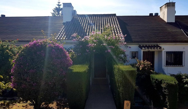 4-bed Holiday Home in Estepona with Stunning Views and 5 Minutes from the Beach