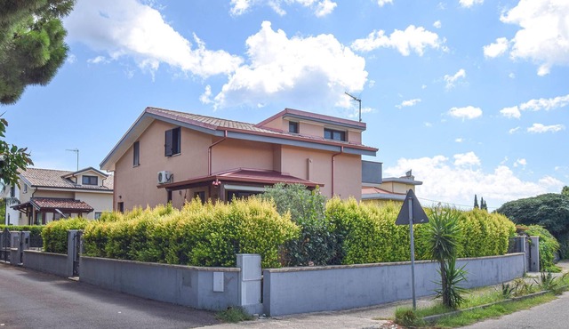 4 bedroom accommodation in Davoli in Davoli