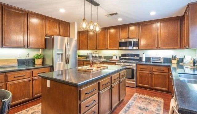 4 Bedroom Single_family 447551 by Houzlet
