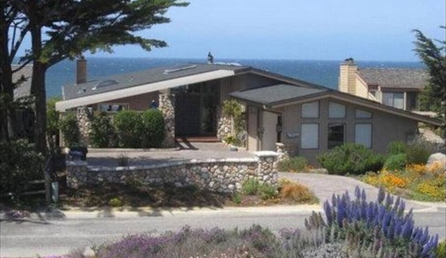 *4 night minimum/5 night minimum in Summer* in Cambria