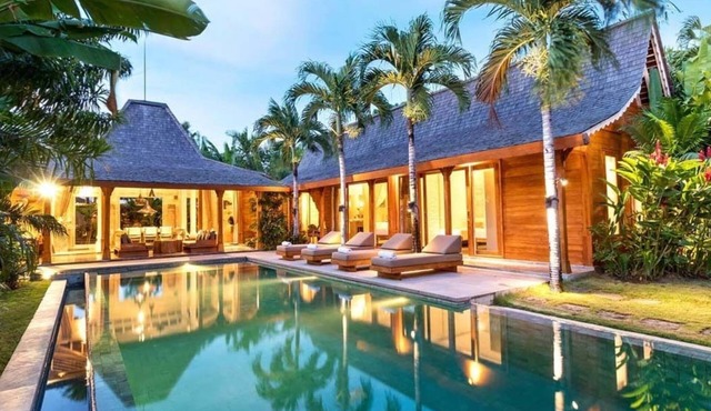 4BR VILLA PERFECT ESCAPE FOR BALI HOLIDAY