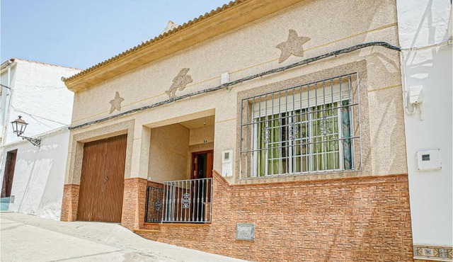 5 Bedroom Beautiful Home In Algamitas