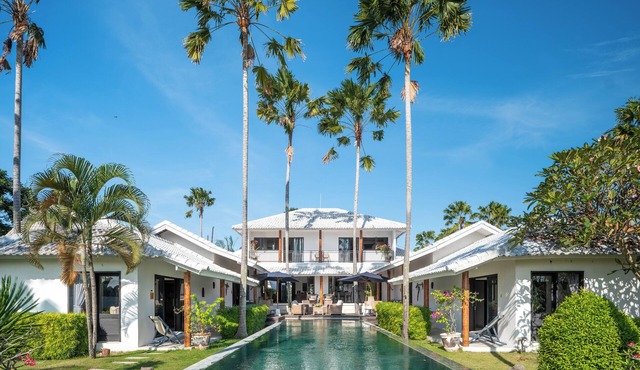 6BR Canggu: Chef, Lap Pool, BBQ,Near Beach & Finns