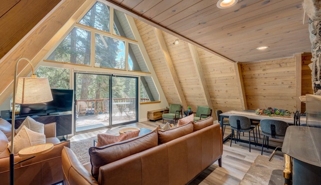 A-frame home with large deck, game room, wood fireplace & near the lake - dogs ok