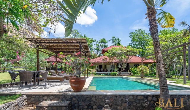 A villa with character in Pemuteran, Bali!