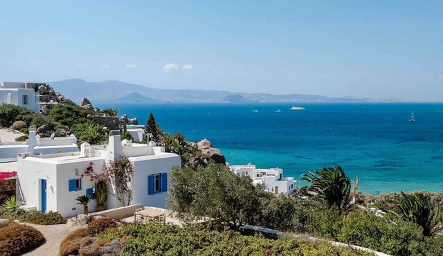 Agapui: Cycladic Villa with Stunning Sea View and Private Pool.