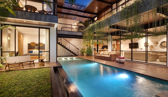ALL ABOUT Canggu! Young Sassy Boho Style Villa for XL Groups