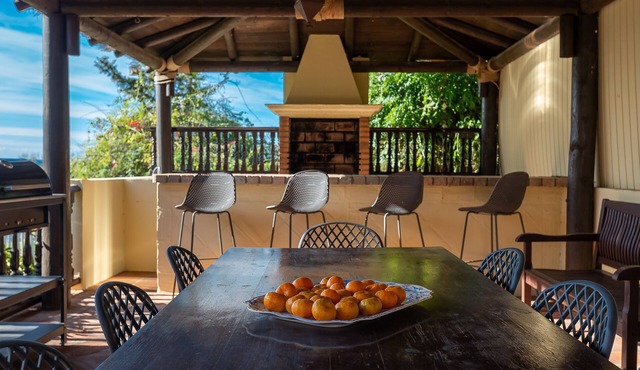 All About Casa Roca
