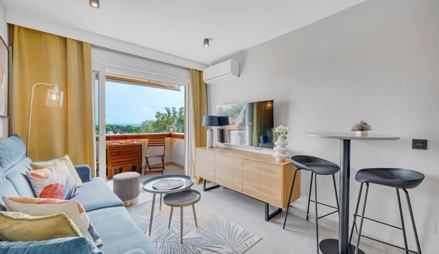 Apartment 'Ocean View Dunas De Artola' with Sea View, Wi-Fi and Air Conditioning
