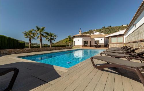 Awesome Home In Malaga