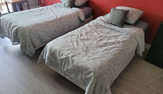 (B17) Double Spacious Unit with Private Bath