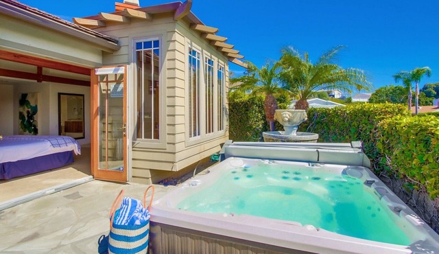 B5353 Hillside Hideaway