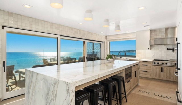 Beachfront- Centrally Located off PCH on Dry Beach
