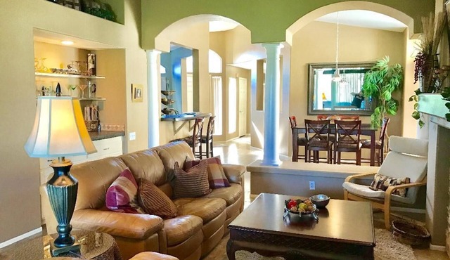Beautiful 2 bedroom 2 bathroom with/den/office villa.